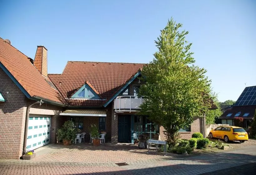 Hotelli Garni Schneevoigt