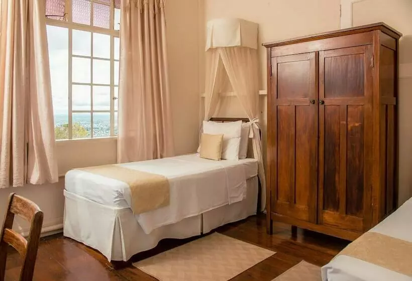 هتل Pax Guest House