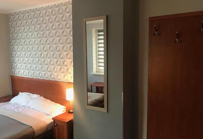 Отель Polaris Krynica Morska