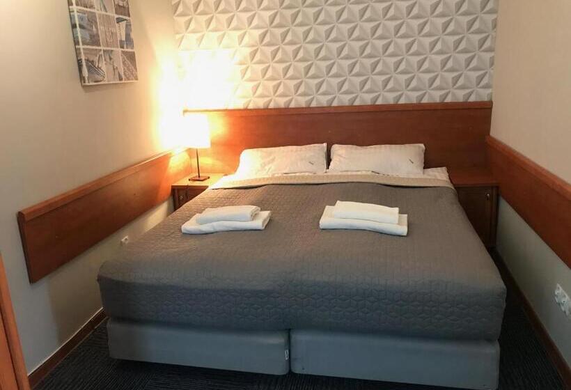 Отель Polaris Krynica Morska