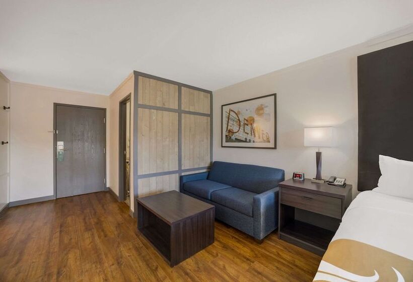 ホテル Quality Inn & Suites Castle Rock/SW Denver