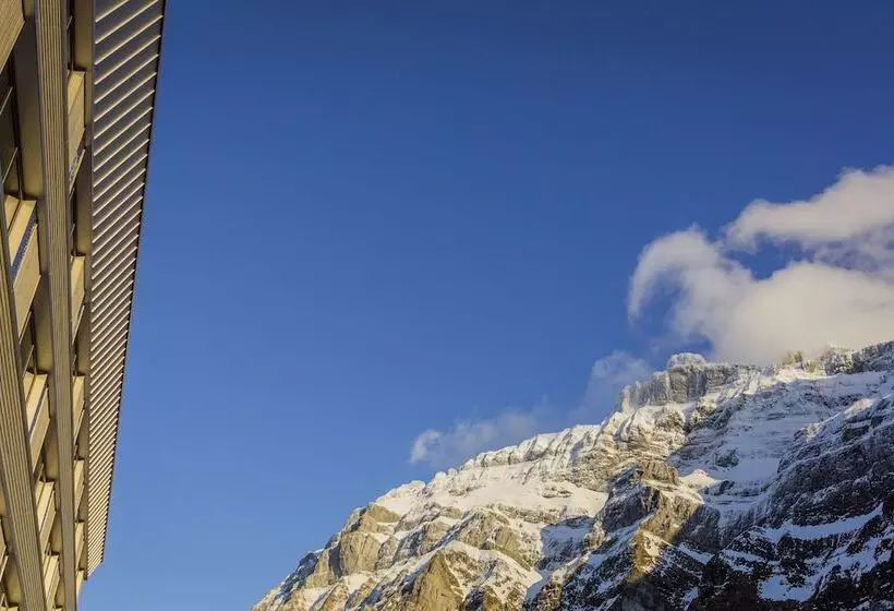 Hotelli Säntis   Das