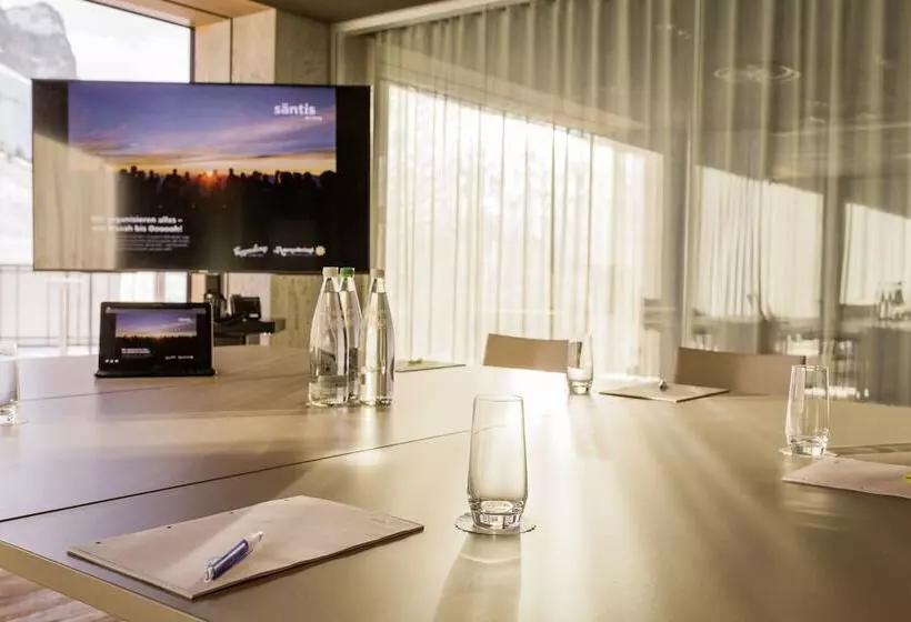 Hotelli Säntis   Das