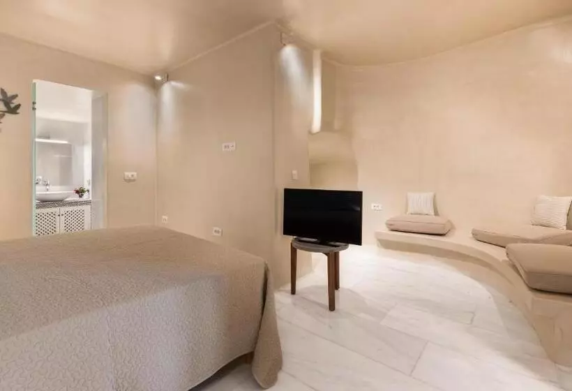 Armeni Luxury Villas