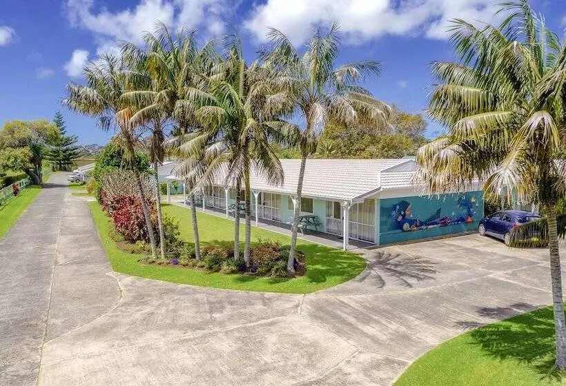 هتل Aloha Apartments