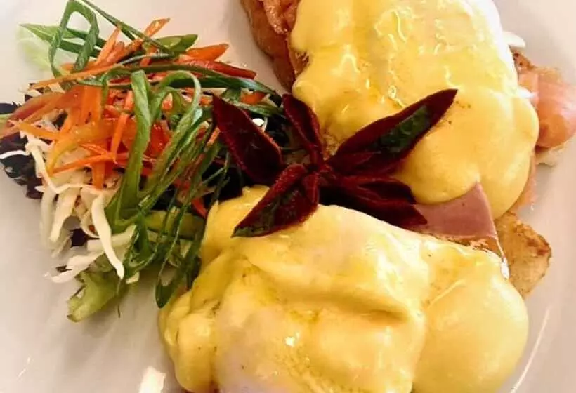 هتل Aloha Apartments