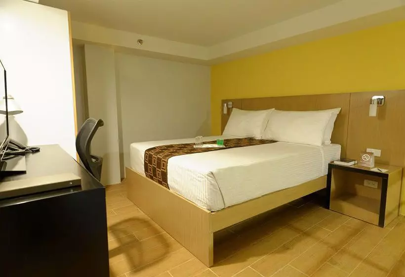 酒店 Aurum One Makati