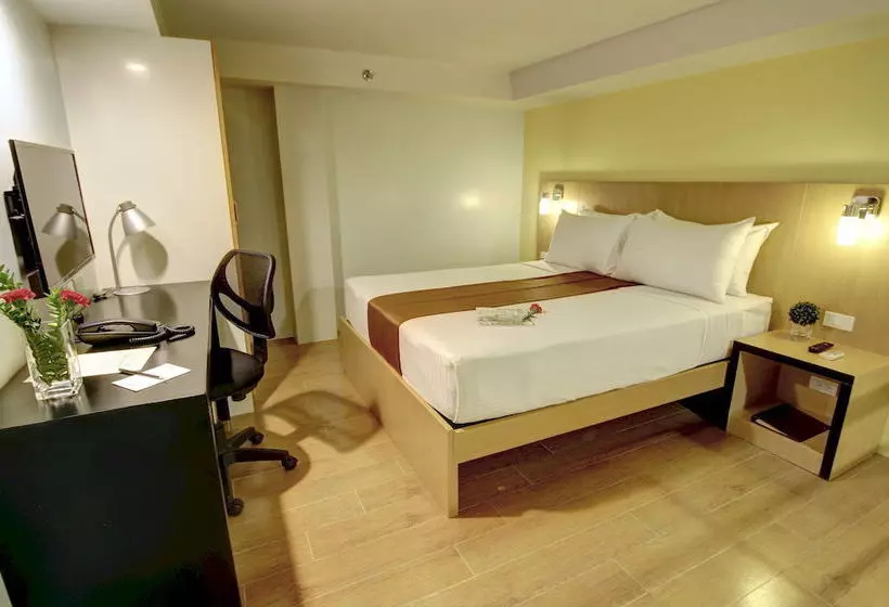 酒店 Aurum One Makati