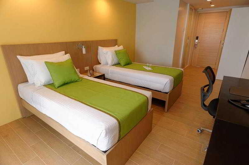 ホテル Aurum One Makati