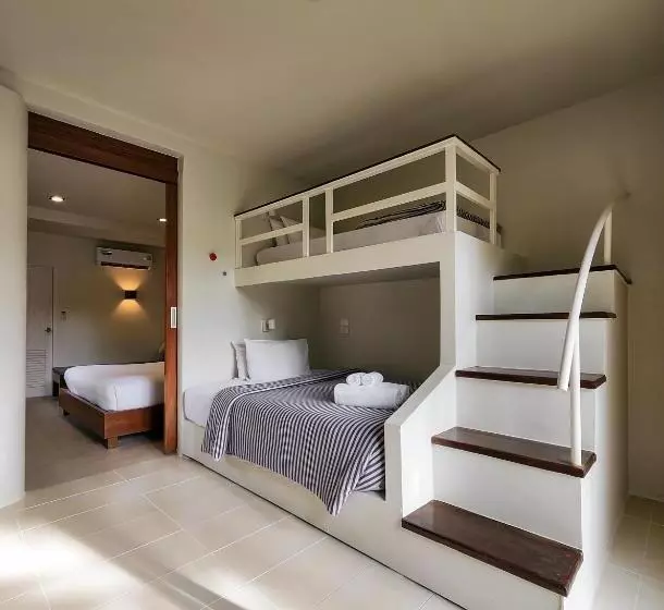 ホテル Bandara On Sea, Rayong