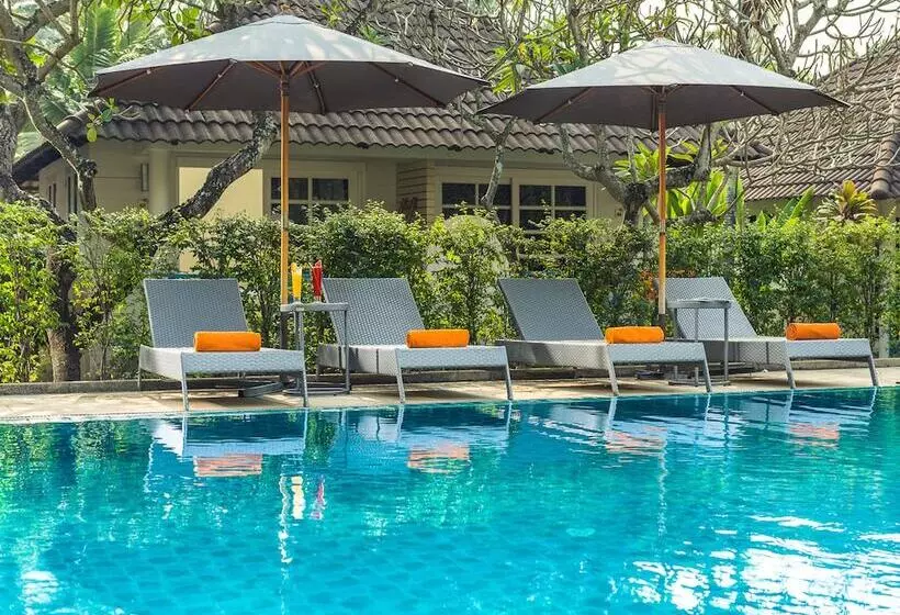 ホテル Bandara On Sea, Rayong