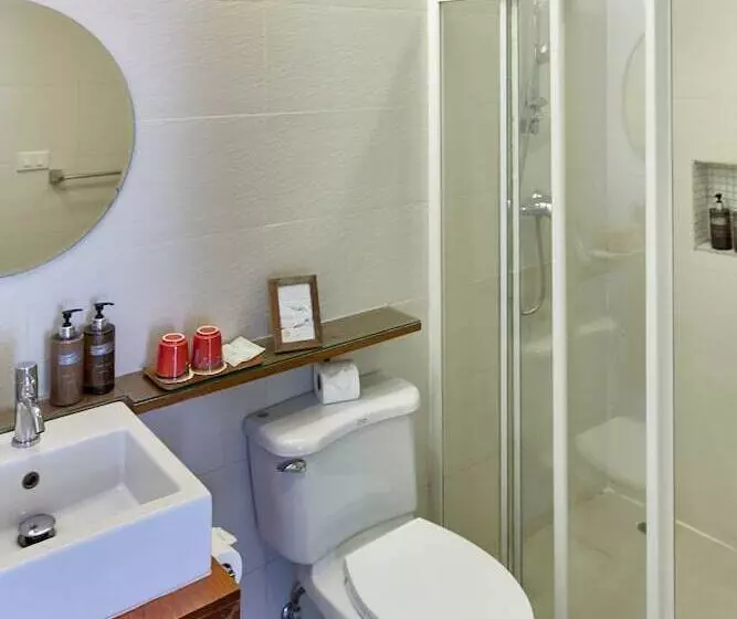 ホテル Bandara On Sea, Rayong