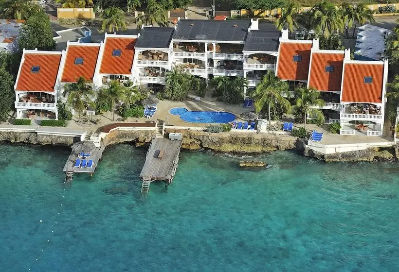 هتل Belmar Oceanfront Apartments