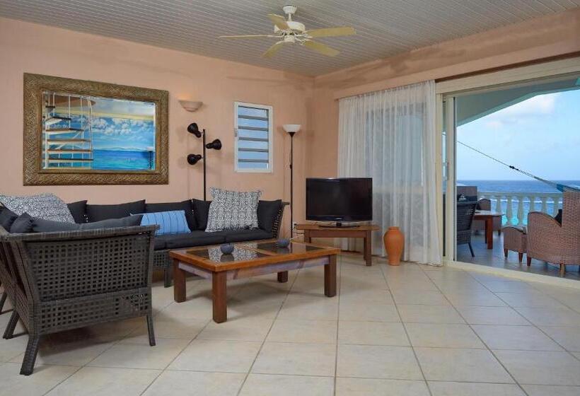 هتل Belmar Oceanfront Apartments