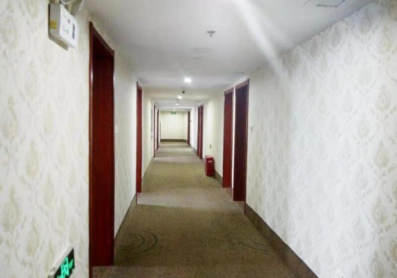 호텔 Greentree Inn Jiangsu Changzhou Jinghu High Speed Rail North Station Business