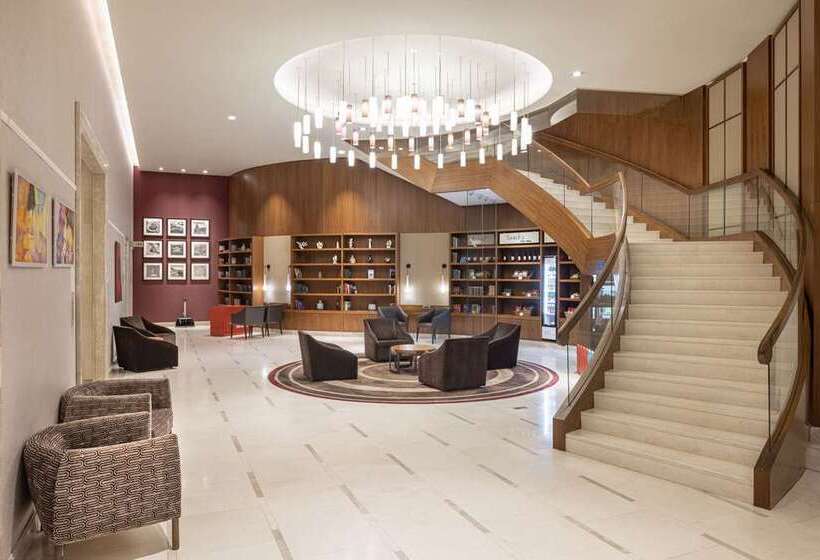 هتل Hilton Batumi