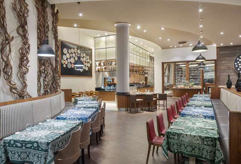 هتل Hilton Batumi