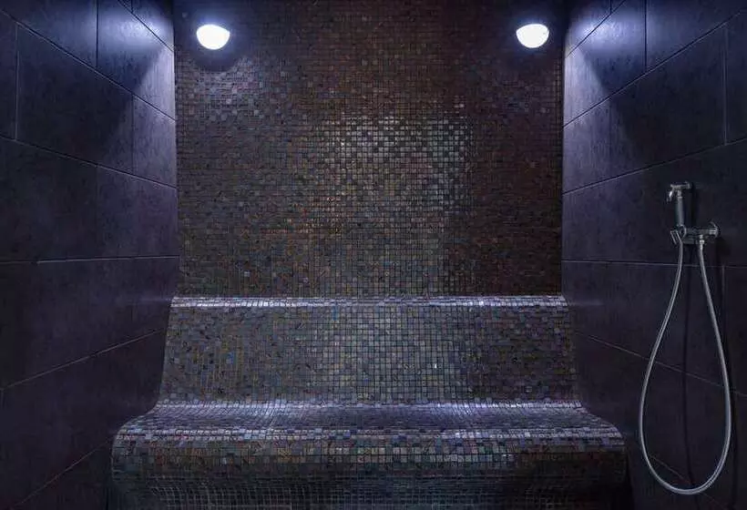 هتل Hilton Batumi