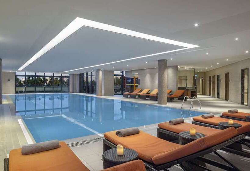 هتل Hilton Batumi