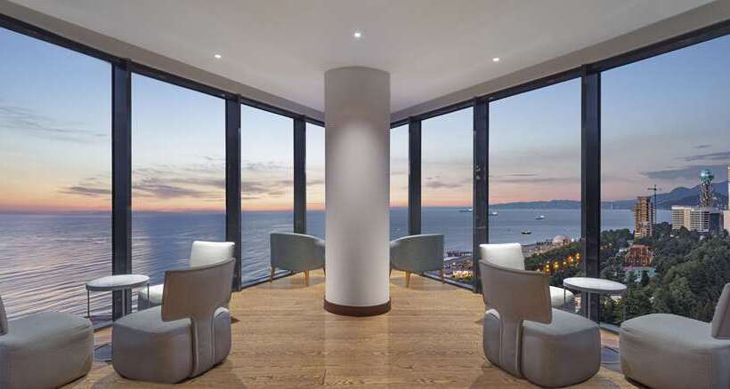 هتل Hilton Batumi