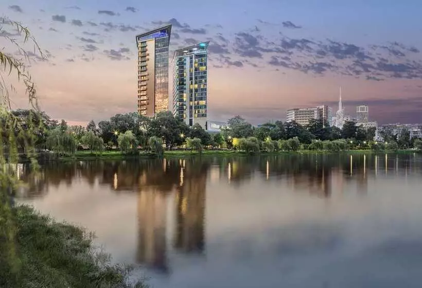 هتل Hilton Batumi