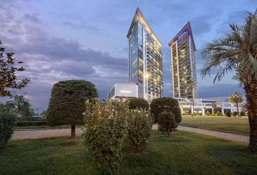 هتل Hilton Batumi