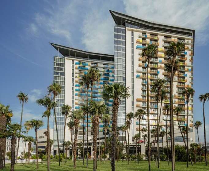 هتل Hilton Batumi