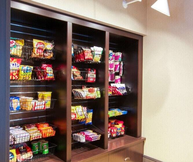 בית מלון כפרי Hilton Garden Inn Burlingtondowntown