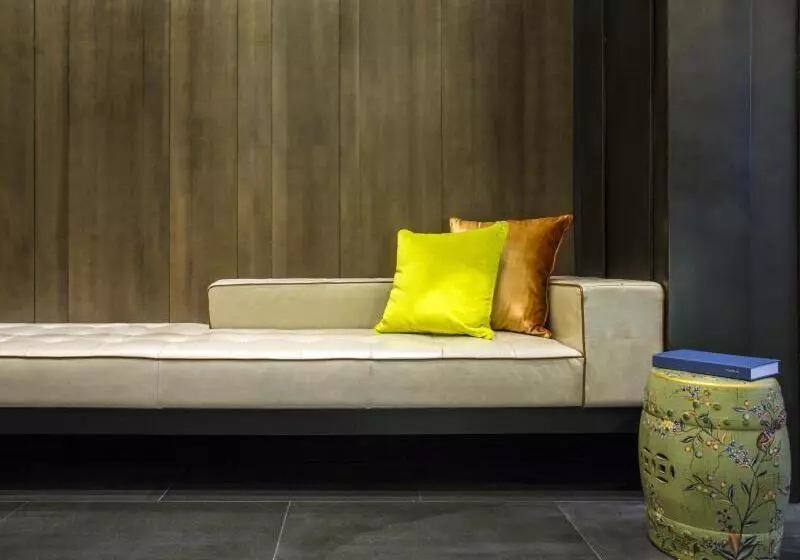 هتل Holiday Inn Manhattan Financial District, An Ihg