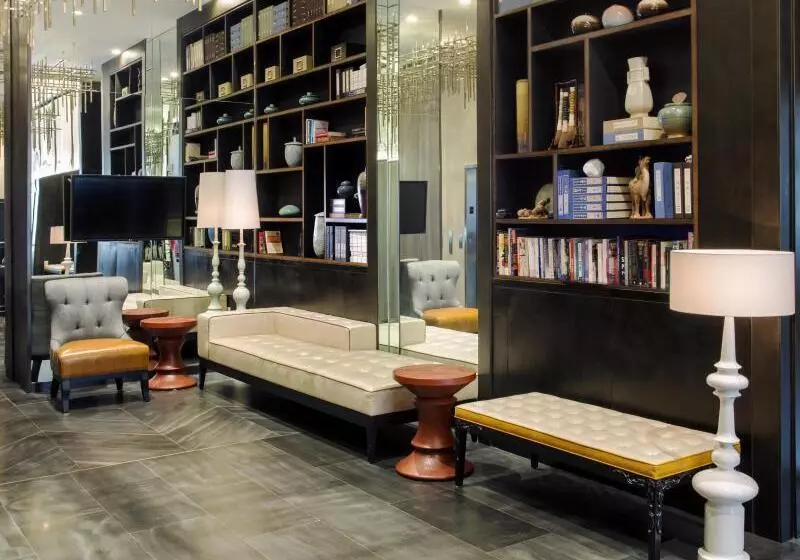 هتل Holiday Inn Manhattan Financial District, An Ihg