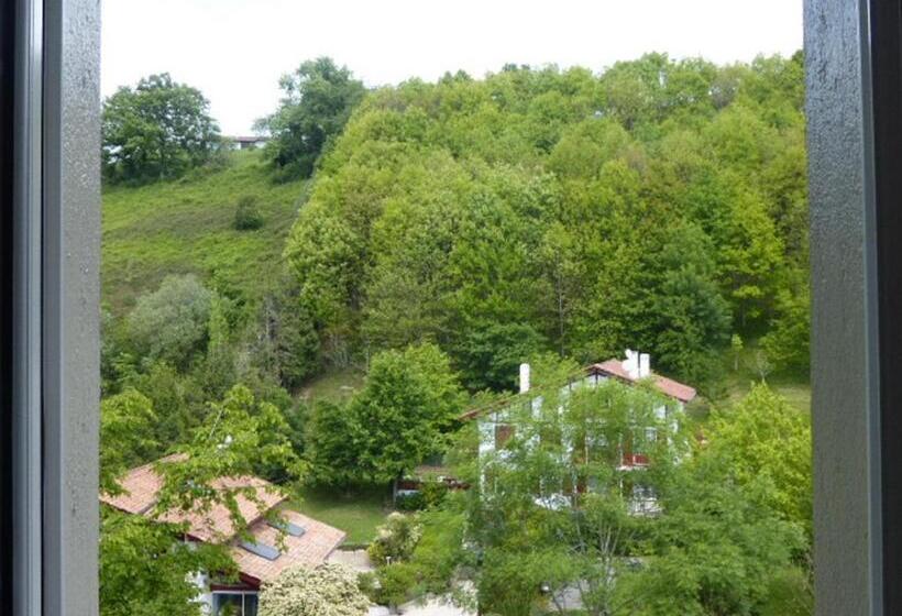 בית מלון כפרי Les Jardins De Bakea