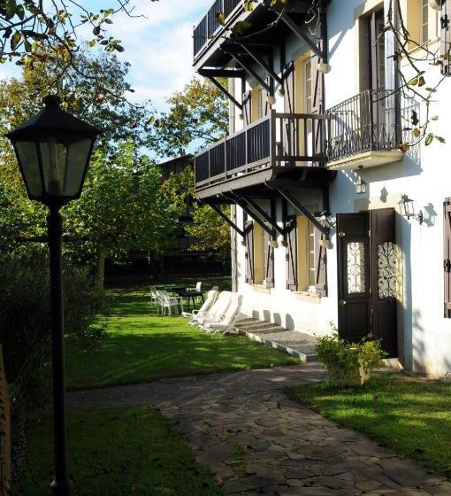 בית מלון כפרי Les Jardins De Bakea