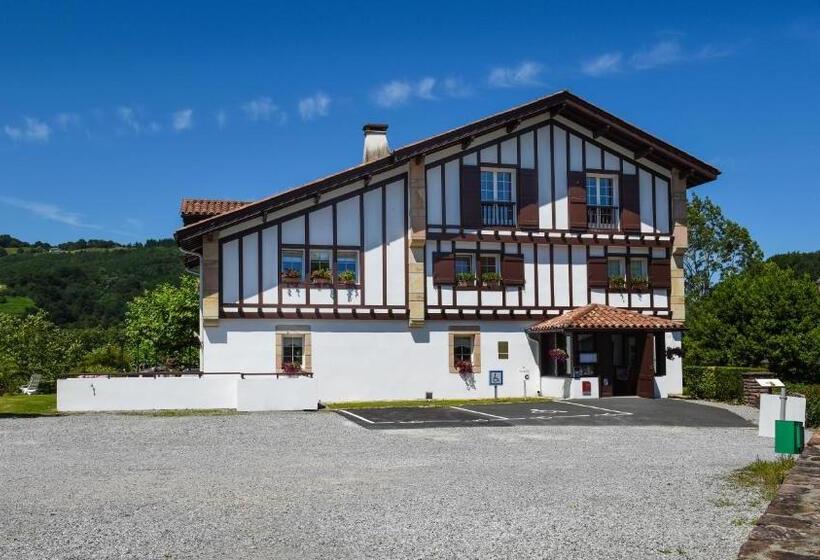 בית מלון כפרי Les Jardins De Bakea