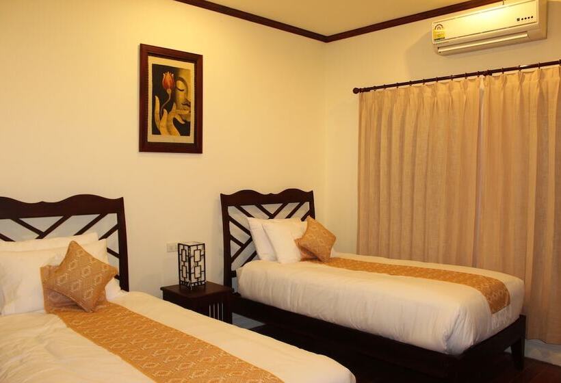 هتل Luang Prabang Legend