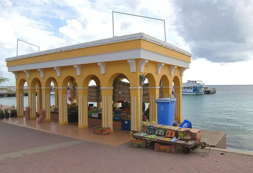 Отель Portobello Apartments