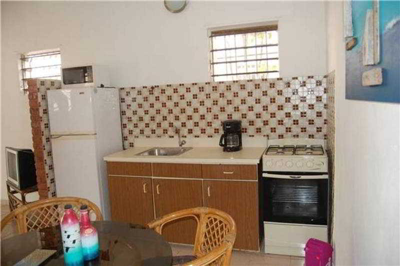 Отель Portobello Apartments