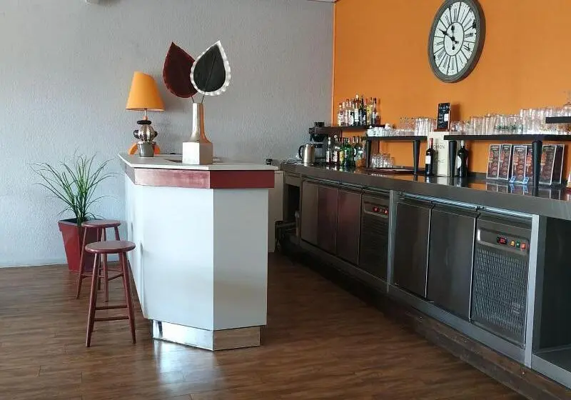 Hotelli Restaurant Du Lac  Agen
