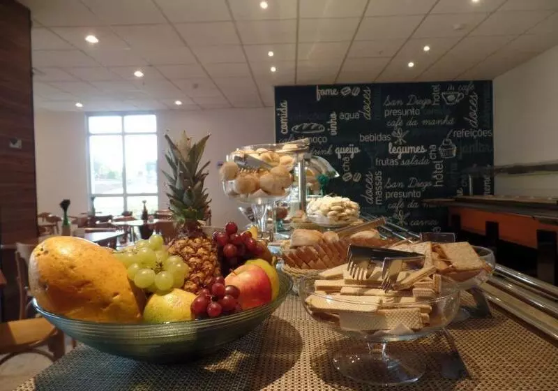 فندق San Diego Express Barro Preto