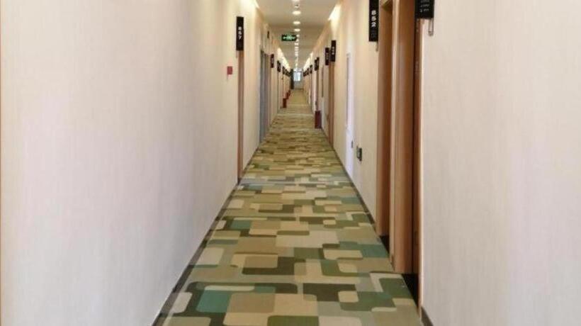 Vatica Hotel Nantong Rugao Port