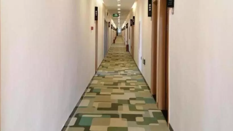 Vatica Hotel Nantong Rugao Port