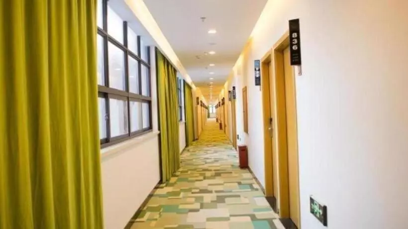 Vatica Hotel Nantong Rugao Port