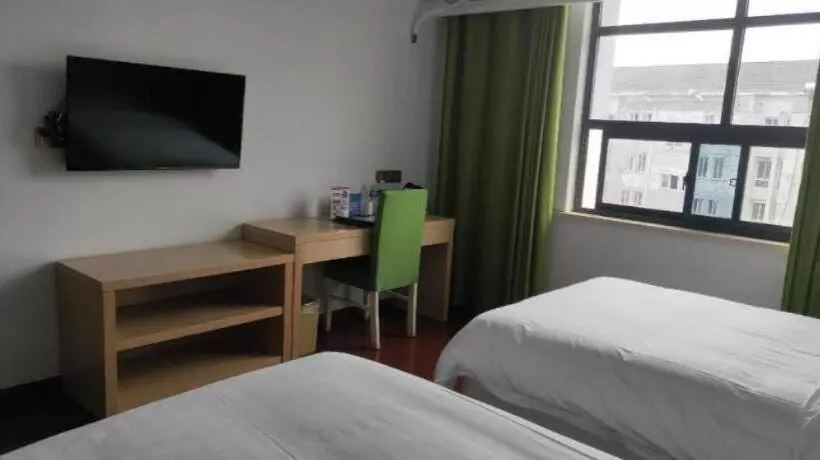 Vatica Hotel Nantong Rugao Port