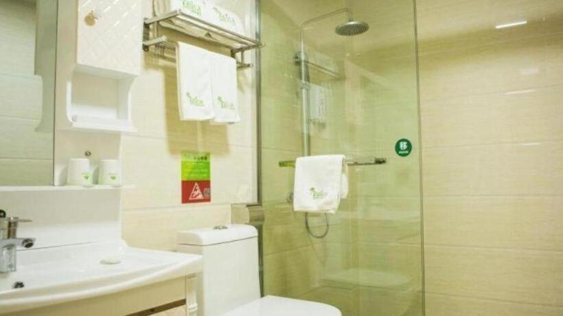 Vatica Hotel Nantong Rugao Port