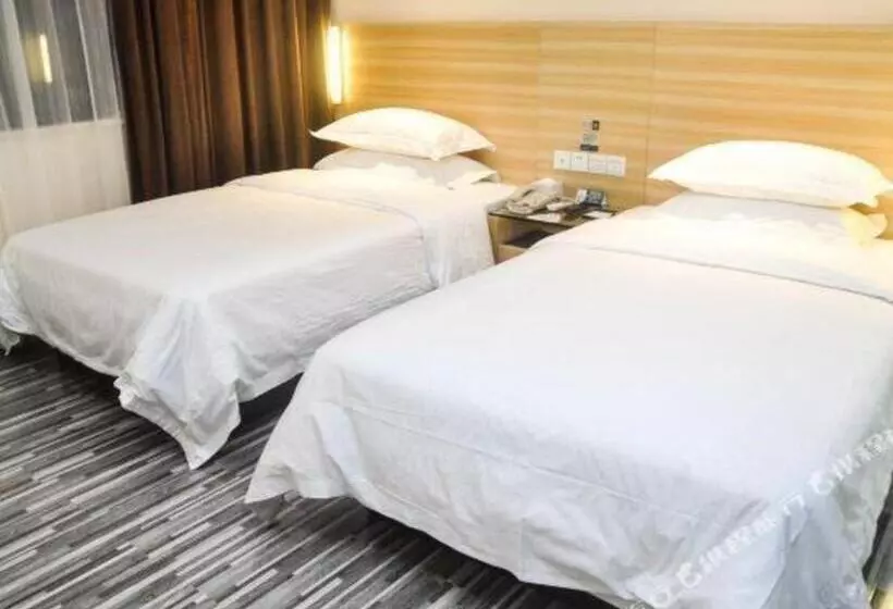 Hotelli City Comfort Inn Guangzhou Xintang Town Shapu Avenue