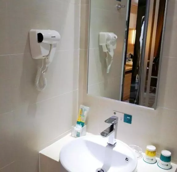 Hotelli City Comfort Inn Guangzhou Xintang Town Shapu Avenue