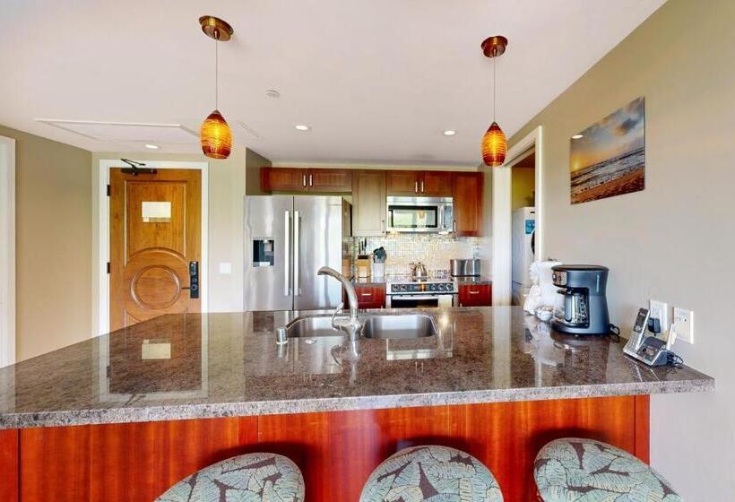 Hotel Honua Kai  Konea 213