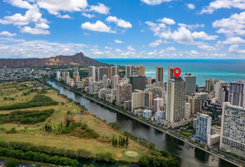 هتل Island Colony 1602