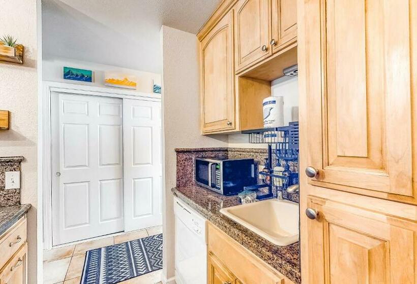 ホテル The Lake House