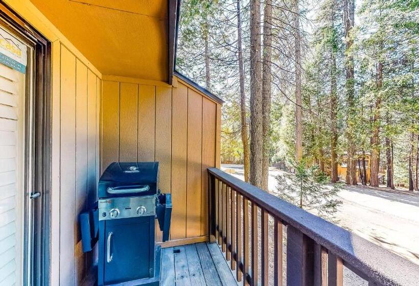 ホテル The Lake House