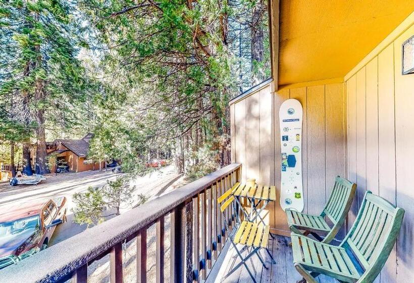 ホテル The Lake House